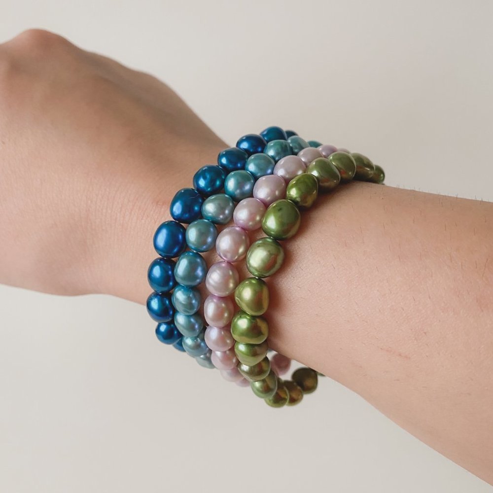 Natural Freshwater Pearl Dyed Blue Green Purple Set of Four Stretch Bracelets - Picture 2 of 10